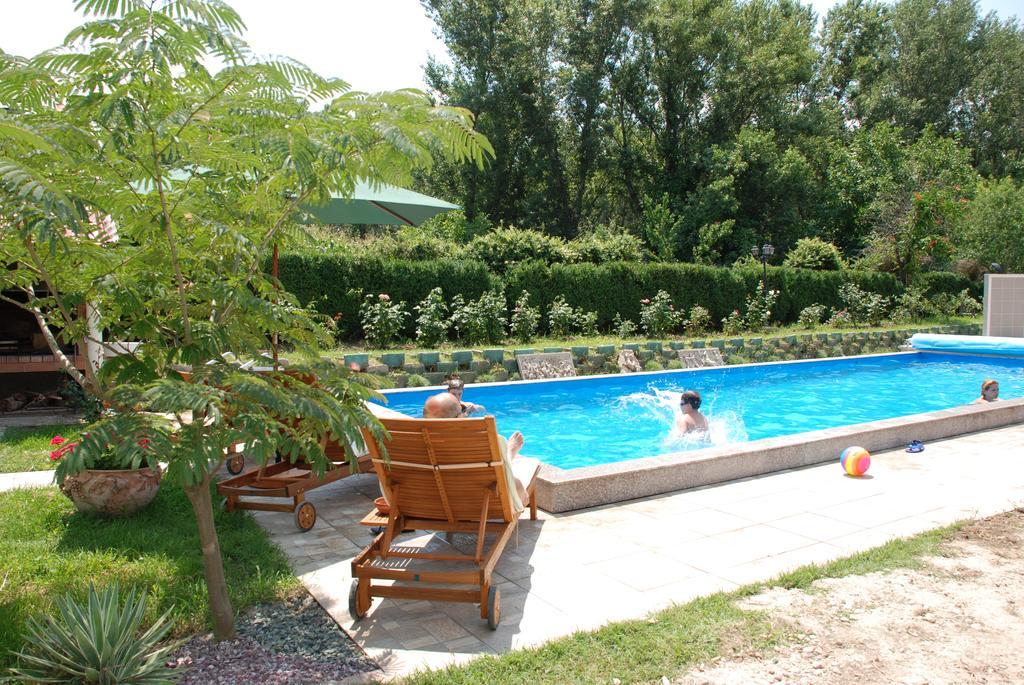 Villa Giulia Islaz Экстерьер фото